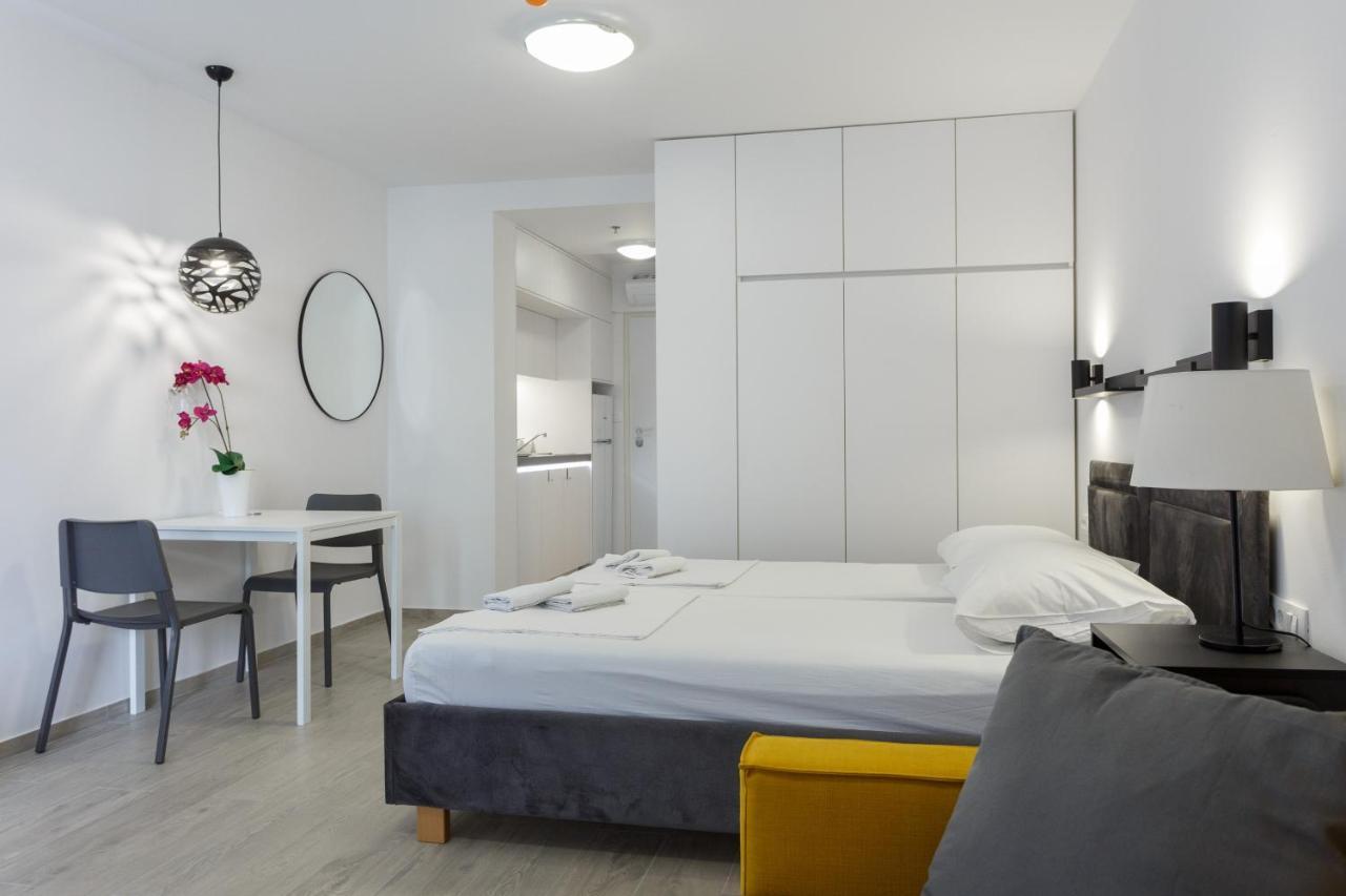 Apartments Sindy And Mendy With Parking Space In The Garage Dubrovnik Exterior foto