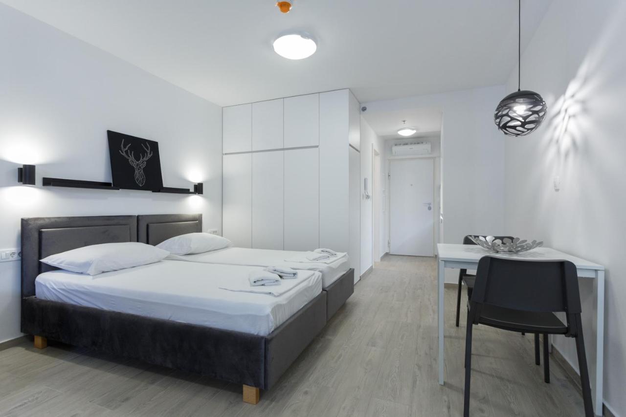 Apartments Sindy And Mendy With Parking Space In The Garage Dubrovnik Quarto foto