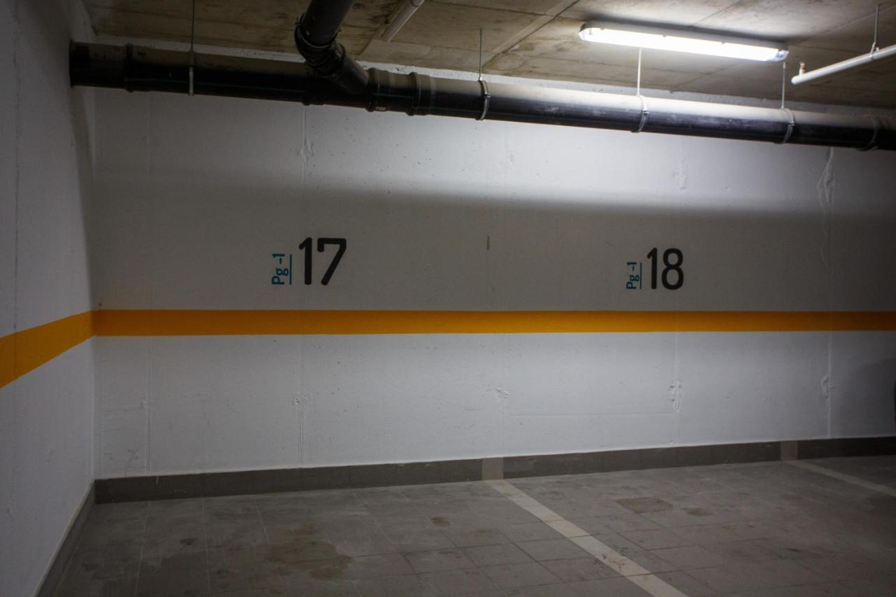 Apartments Sindy And Mendy With Parking Space In The Garage Dubrovnik Quarto foto